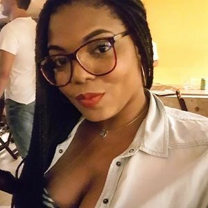 Meet your Posher, Beatriz